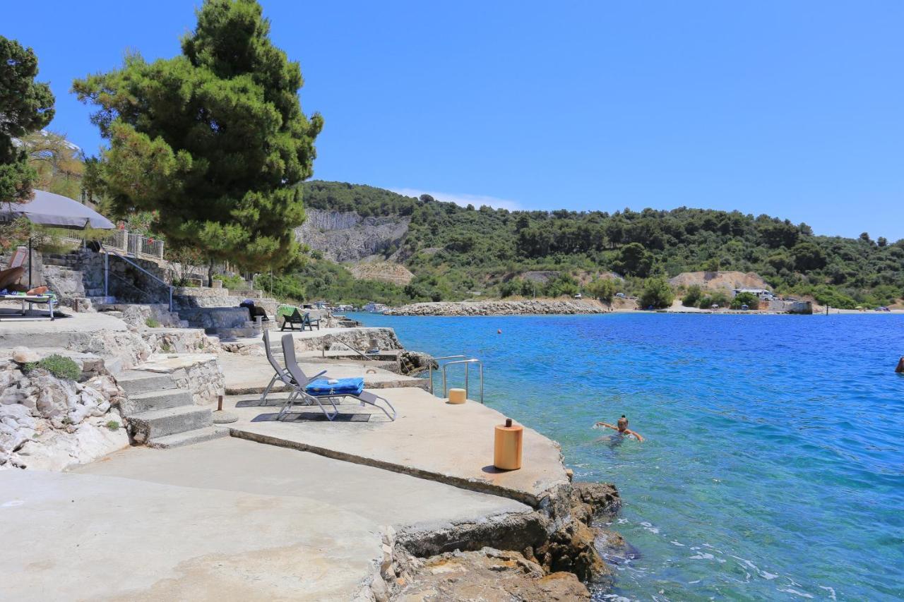 Apartments By The Sea Okrug Donji, Ciovo - 16657 Donji Okrug  Exterior photo