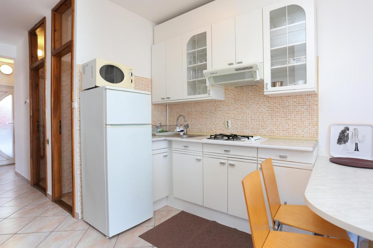 Apartments By The Sea Okrug Donji, Ciovo - 16657 Donji Okrug  Exterior photo