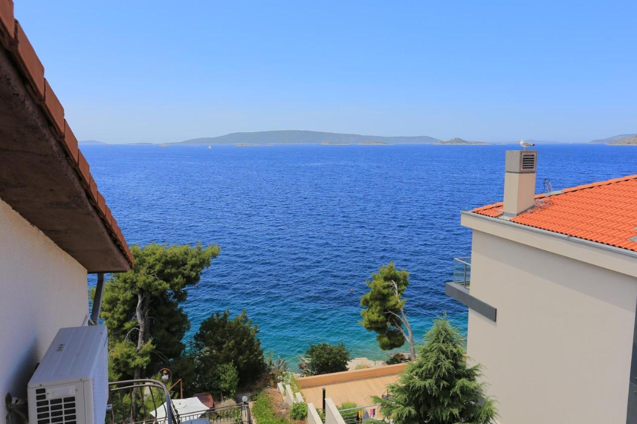 Apartments By The Sea Okrug Donji, Ciovo - 16657 Donji Okrug  Exterior photo