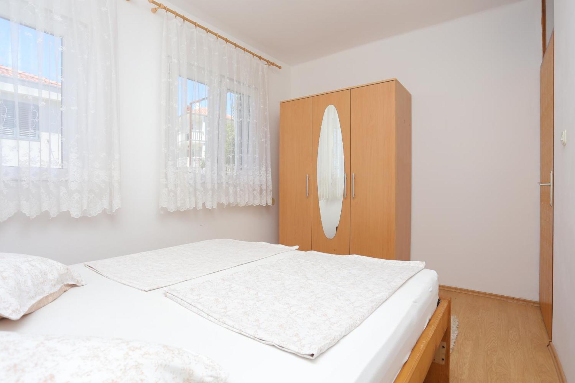 Apartments By The Sea Okrug Donji, Ciovo - 16657 Donji Okrug  Room photo
