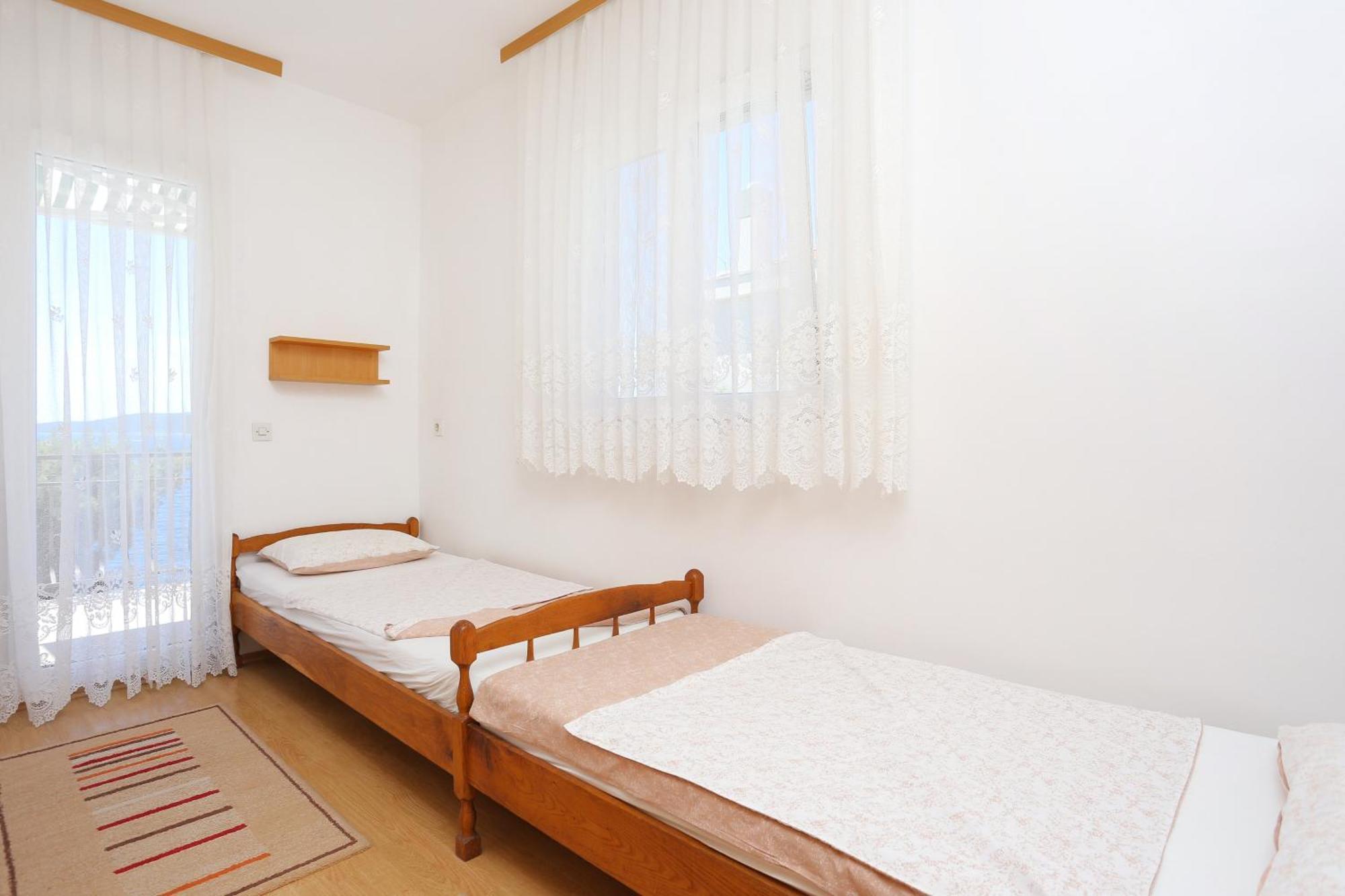 Apartments By The Sea Okrug Donji, Ciovo - 16657 Donji Okrug  Room photo